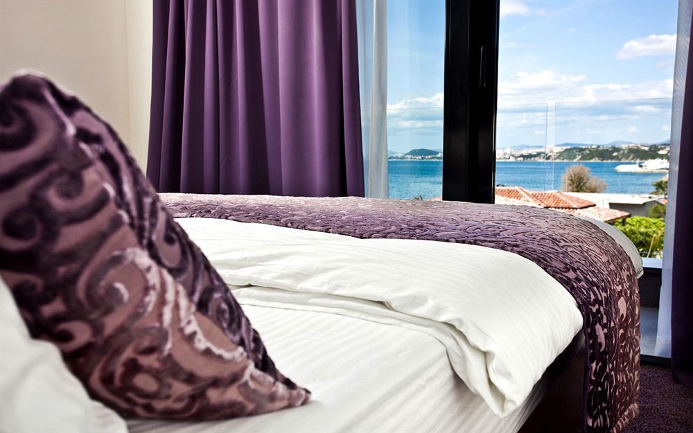 Beach Hotel Split Podstrana Bagian luar foto