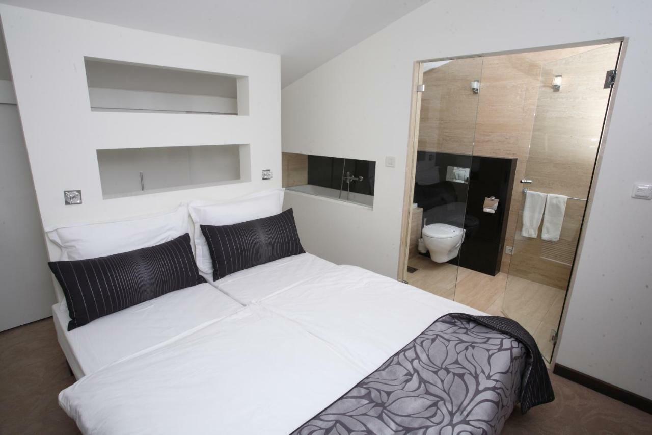 Beach Hotel Split Podstrana Bagian luar foto